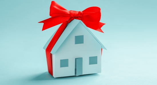Your House Could Be the #1 Item on a Homebuyer’s Wish List During the Holidays | Simplifying The Market